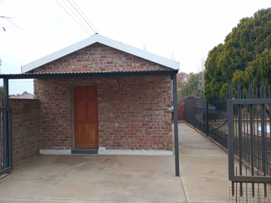 4 Bedroom Property for Sale in Bloemhof North West